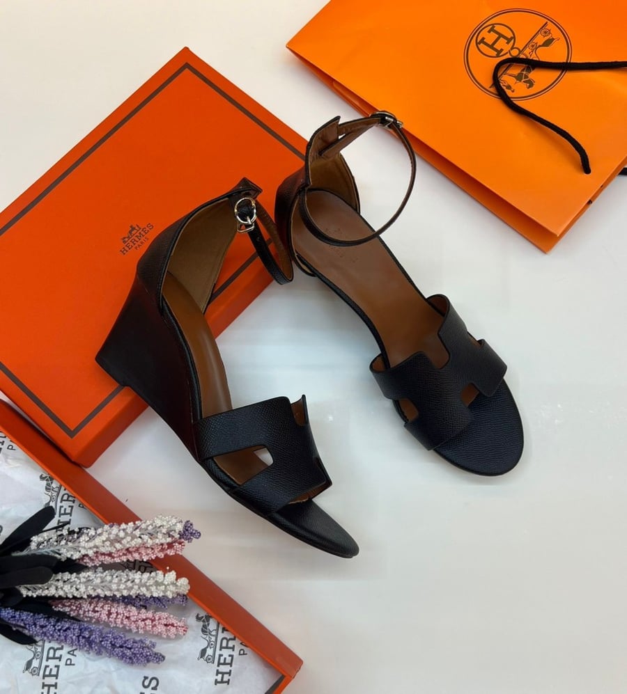 - Hermés-