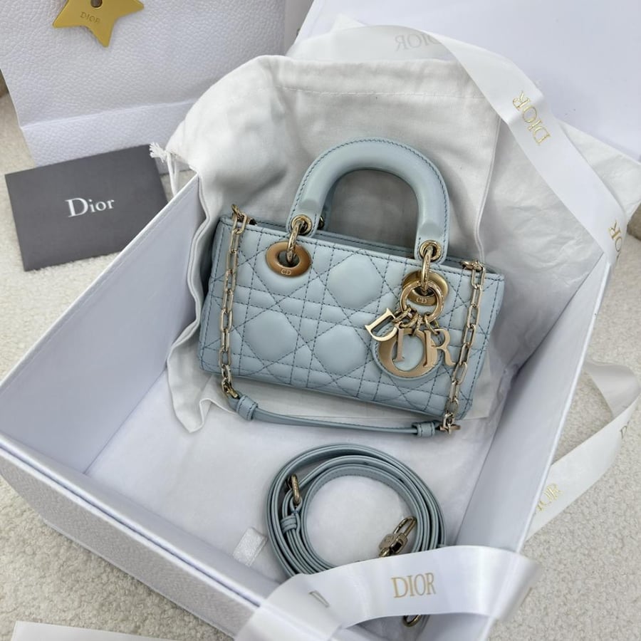 شنطة Dior