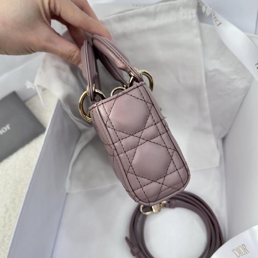 شنطة Dior