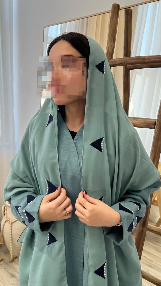 عبايه لنن تطريز