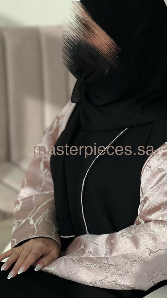 قماش الراقيه مع ياقه وكم بف تفته