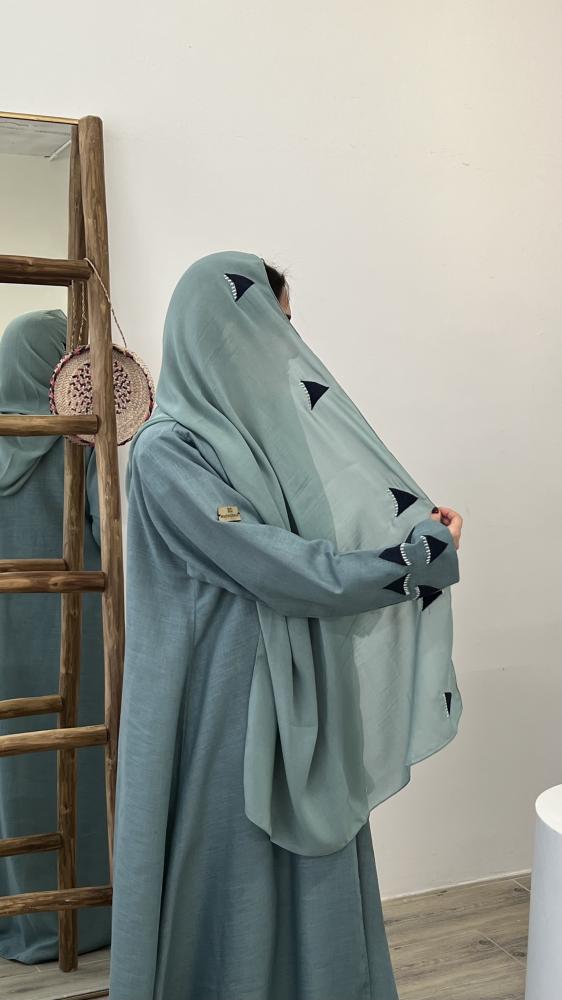 عبايه لنن تطريز
