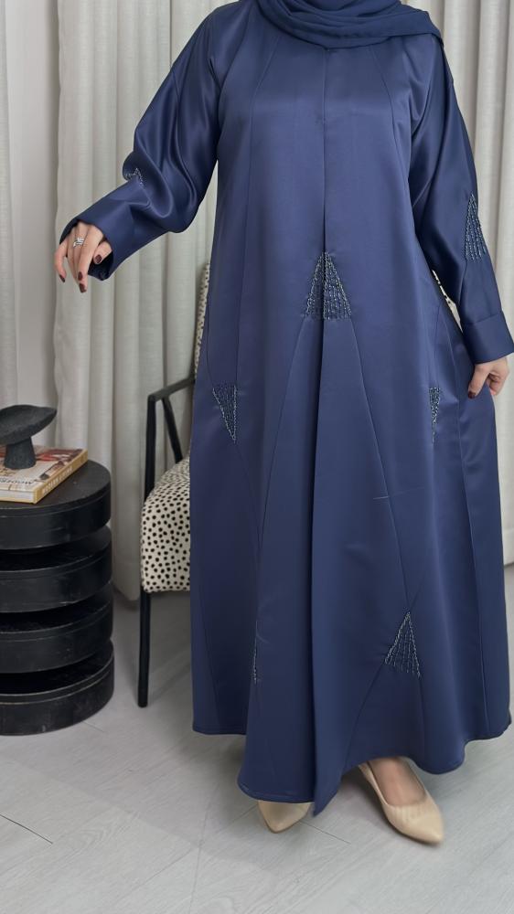 A thobe with delicate embroidery and A-line cuts