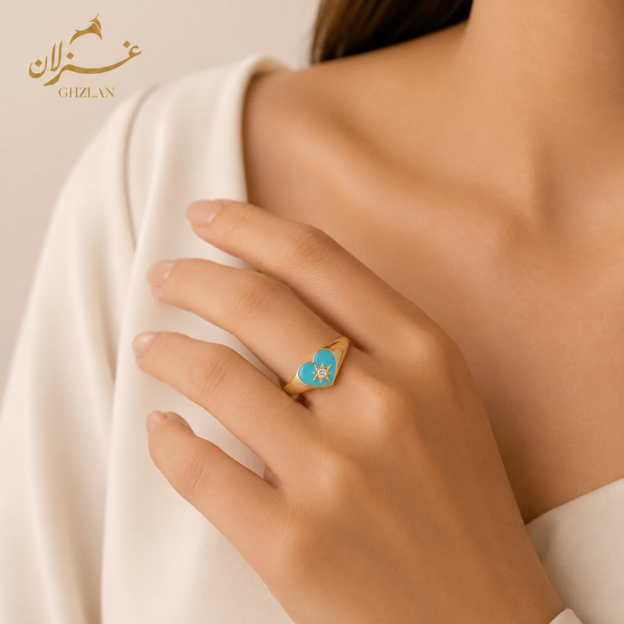 خاتم القلب الفيروزي ذهب عيار 18 بتصميم حيوي منعش