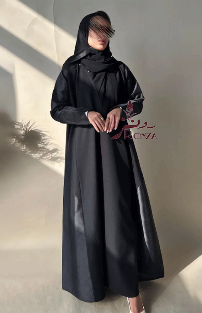 عباية تفتة بتصميم أنيق وانسيابي