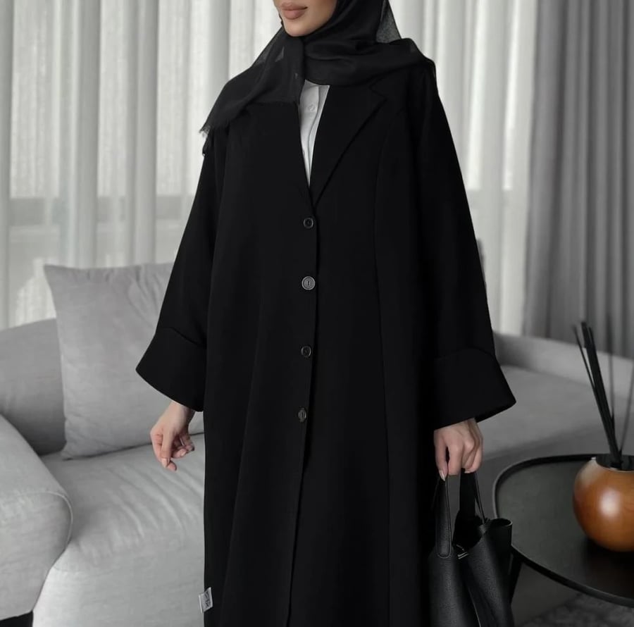 عبايه بليزر من رونزا مثاليه لاطلاله متميزه