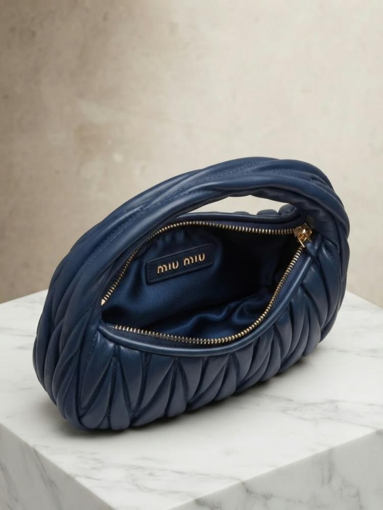 MIU MIU