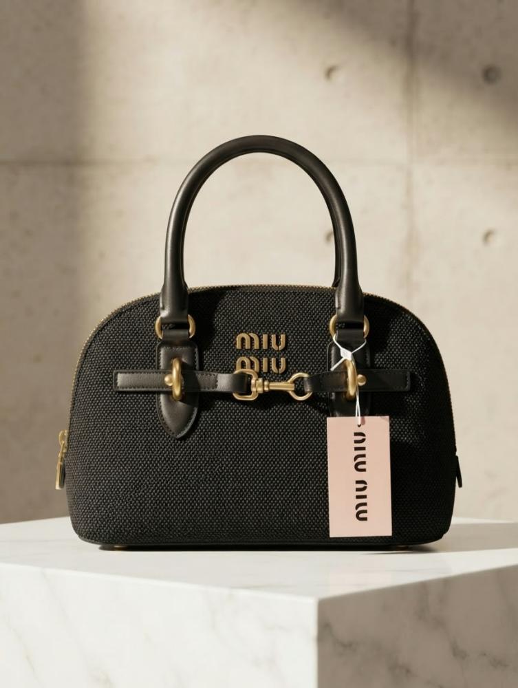 MIU MIU