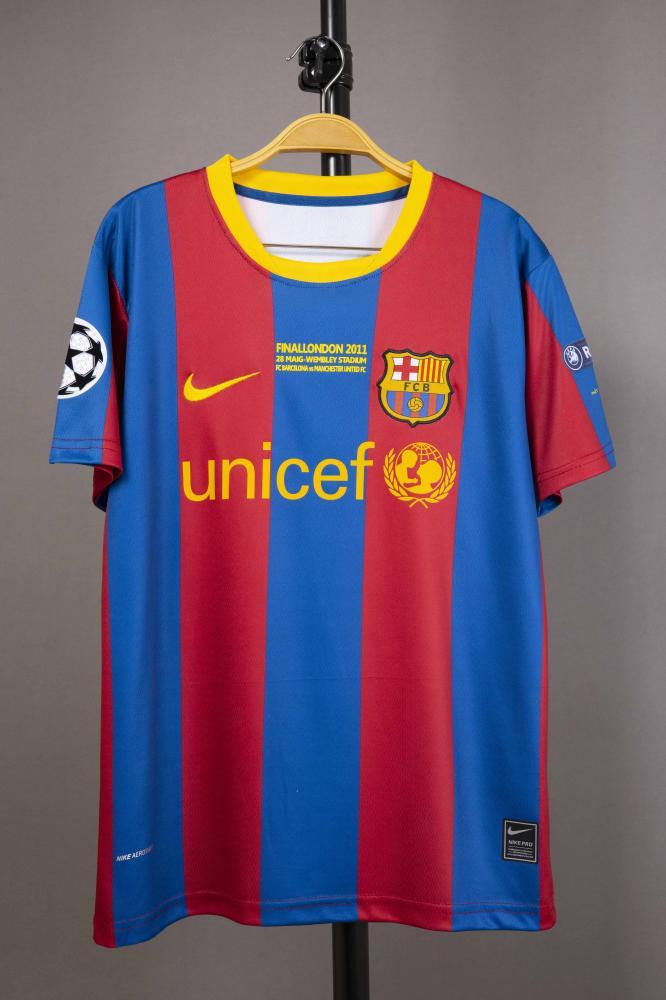 طقم برشلونة 2010
