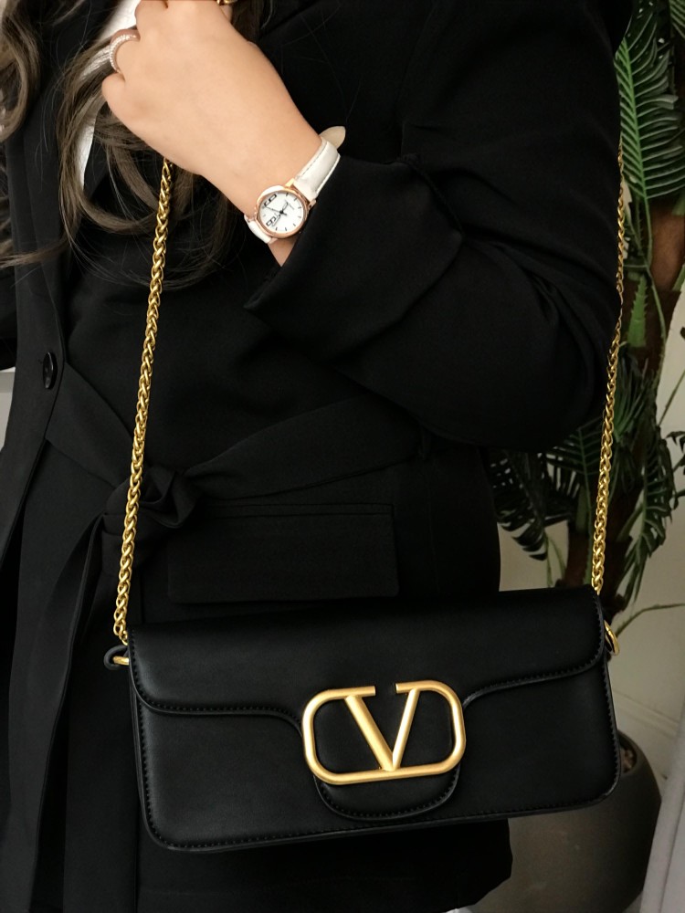 Women's shoulder bag