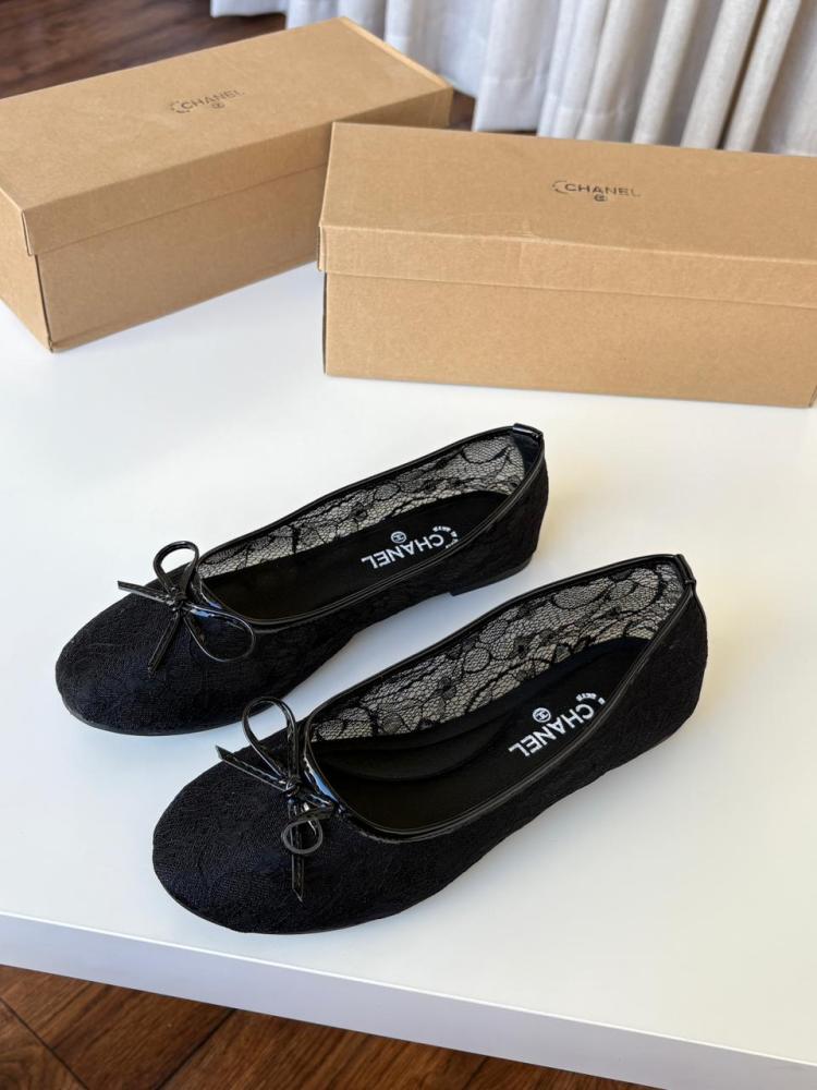 Chanel lace flat
