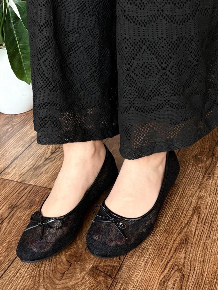 Chanel lace flat