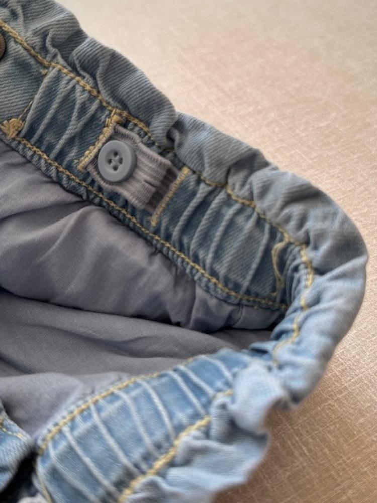 Light denim pants