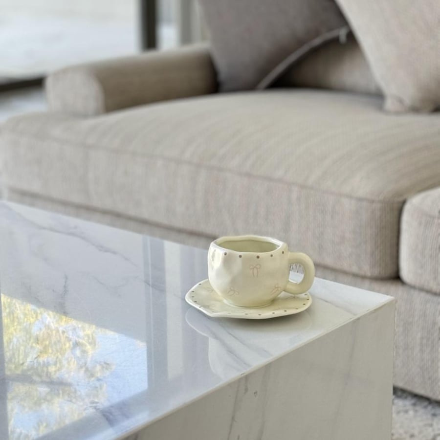 Luxurious cup