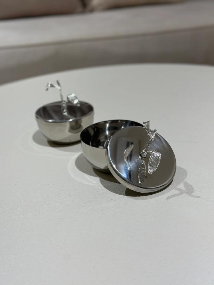 Metal gift