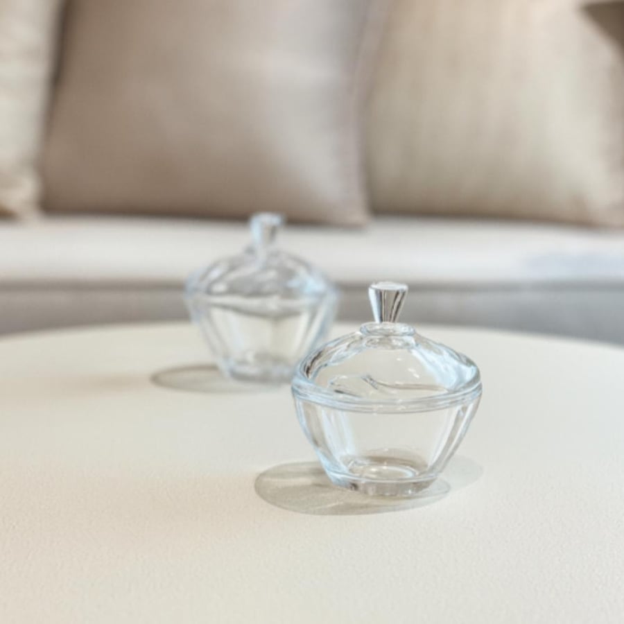 Glass presentation