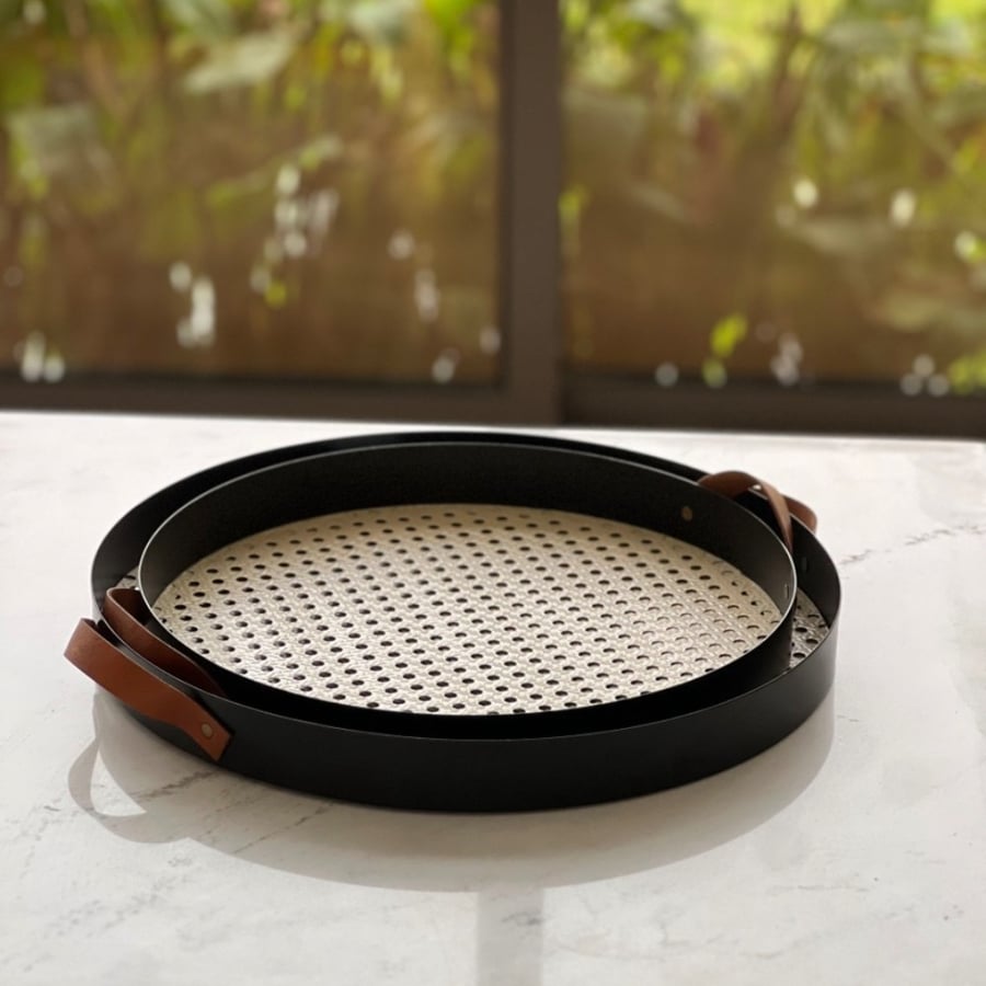 Iron tray with leather handle
