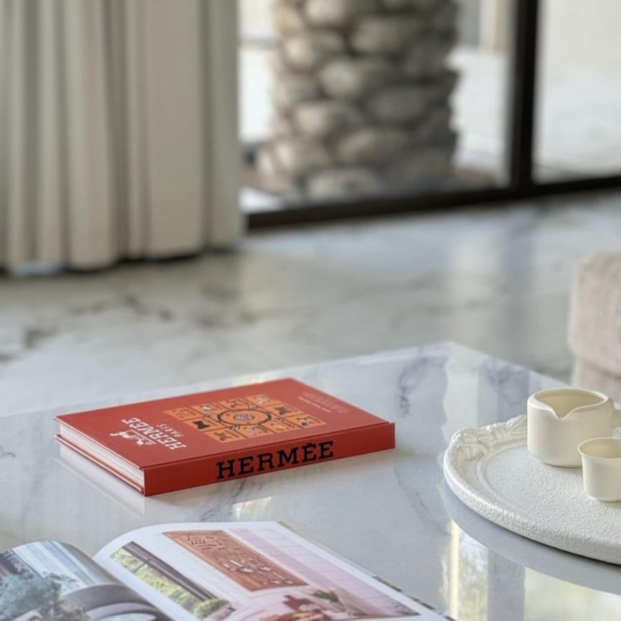 Decor pages book