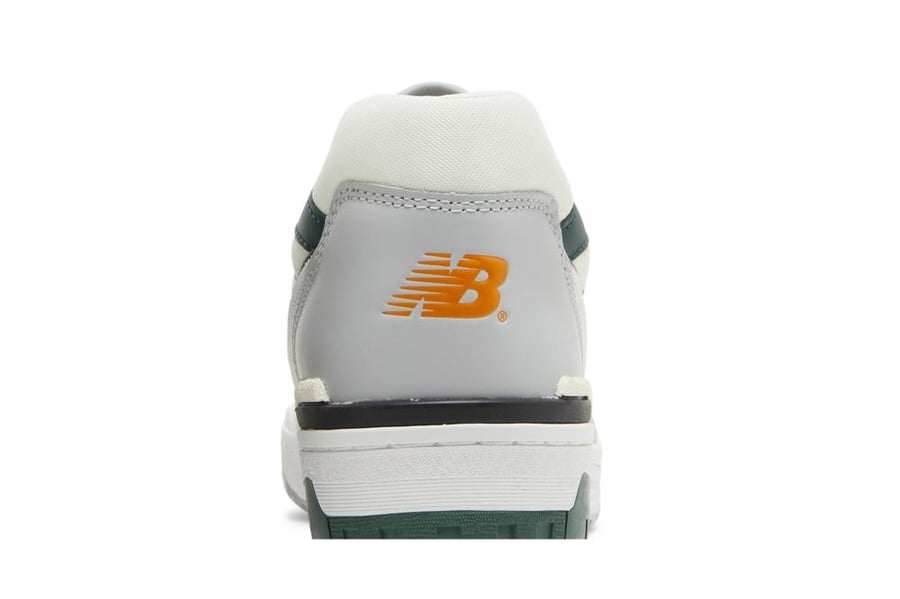 550 'Nightwatch Green'