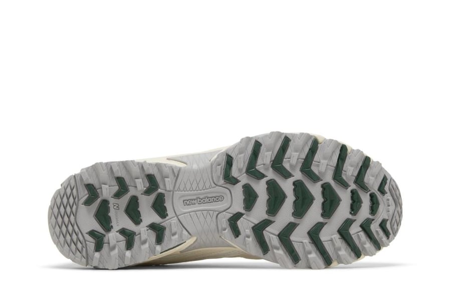 610 'Angora Nightwatch Green'