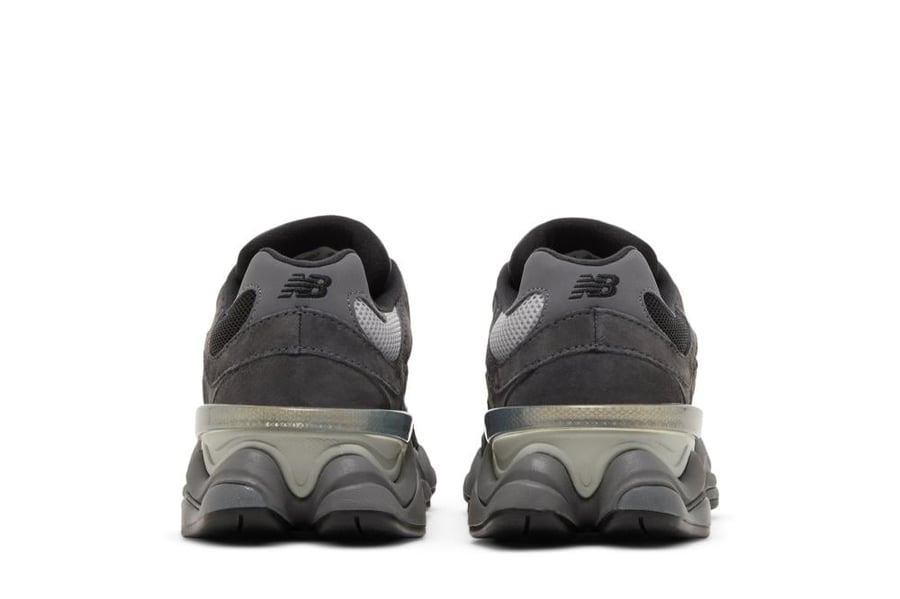 9060 'Black Castlerock'
