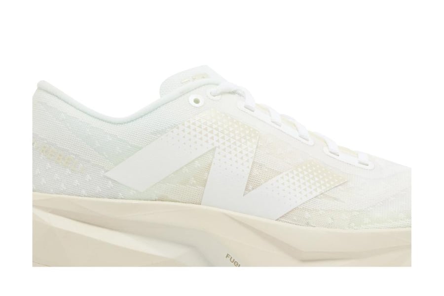 Wmns FuelCell Rebel v4 'White Linen'