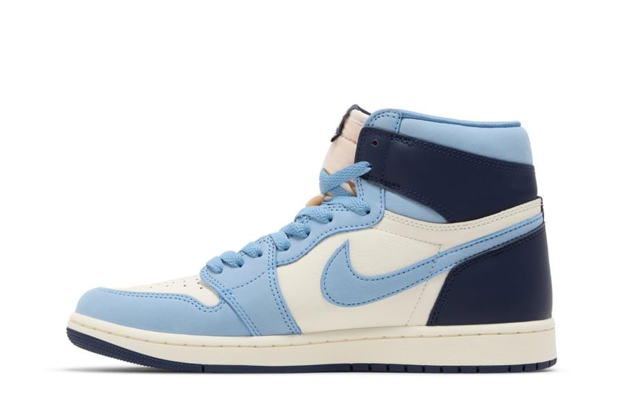 Wmns Air Jordan 1 Retro High OG 'First in Flight'