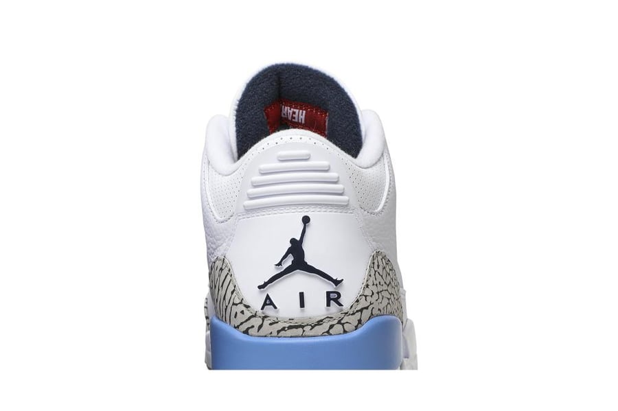 Air Jordan 3 Retro 'UNC'
