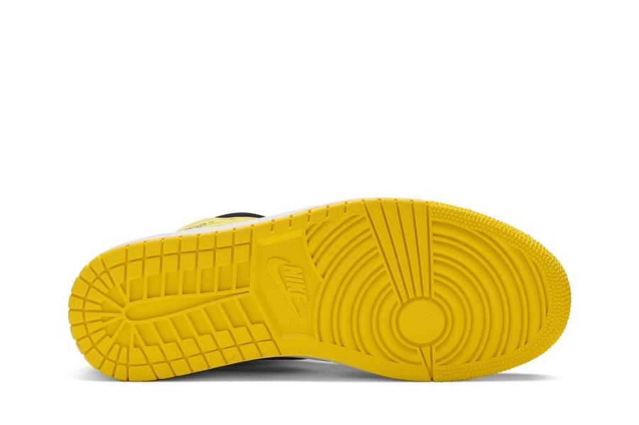 Air Jordan 1 Mid SE 'Yellow Toe'