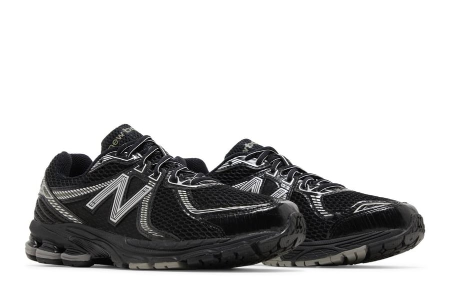860v2 'Black Grey'