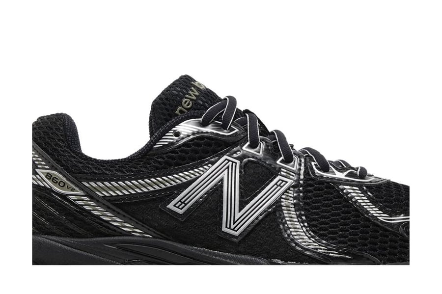 860v2 'Black Grey'