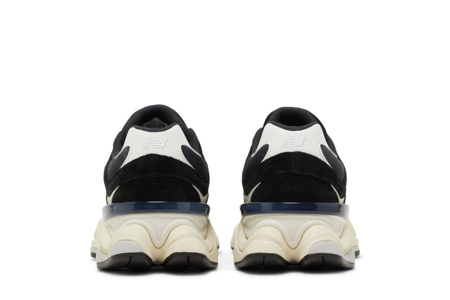 9060 'Black White'