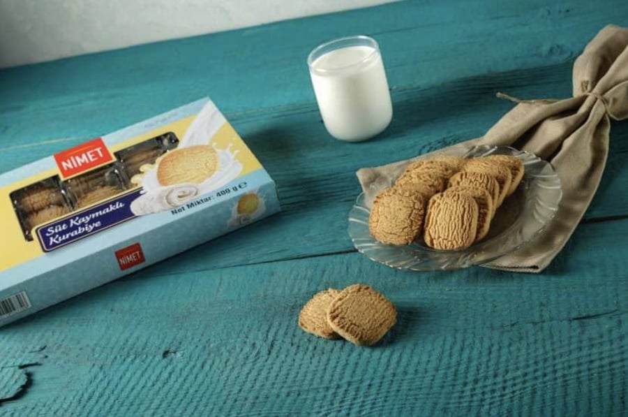 بسكويت كورابيه بقشطة الكايماك التركية 400g