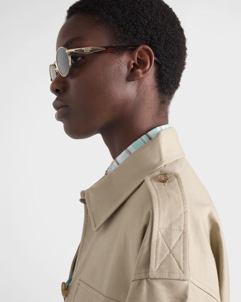 نظارة PRADA