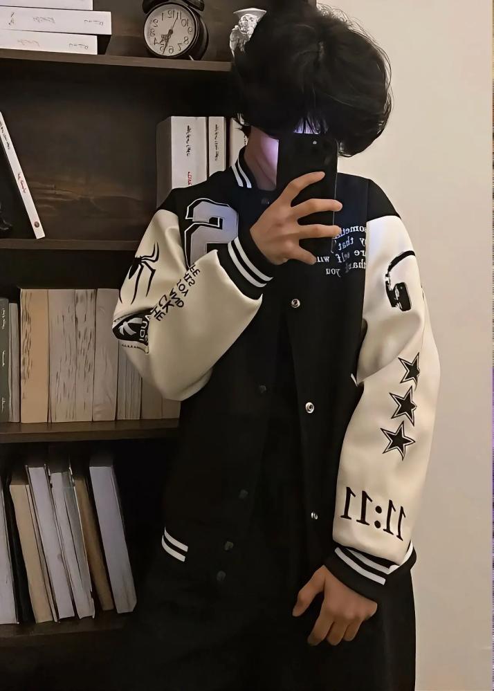 جاكيت سينيور اوف وايت 2027