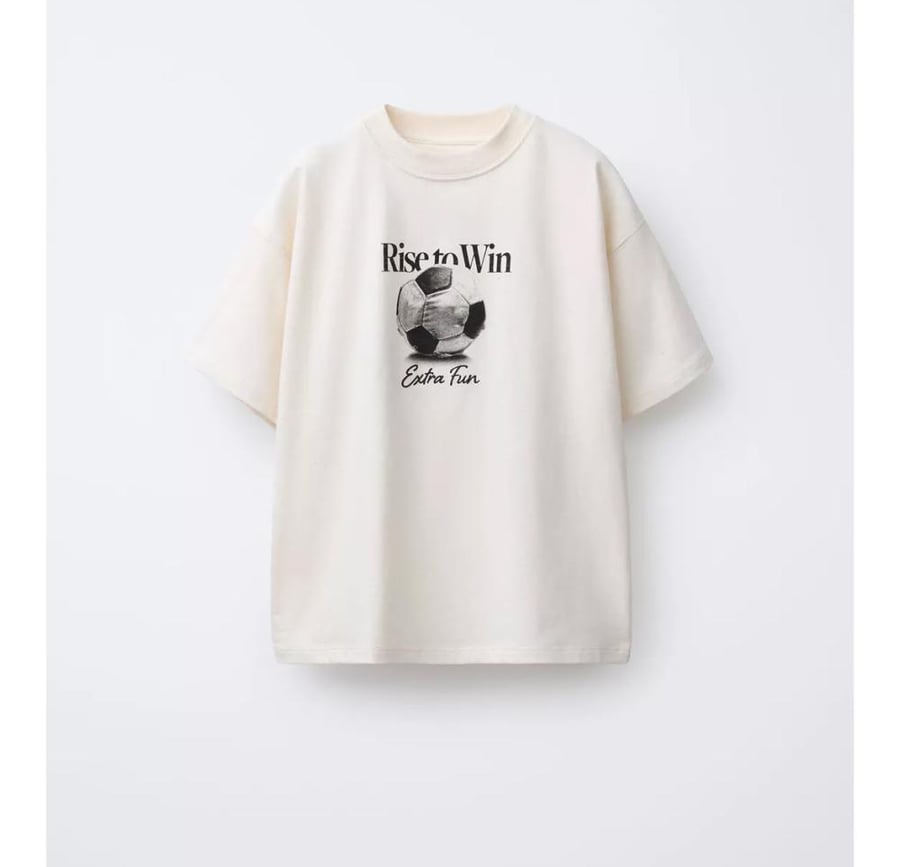 قطع مختاره من Zara