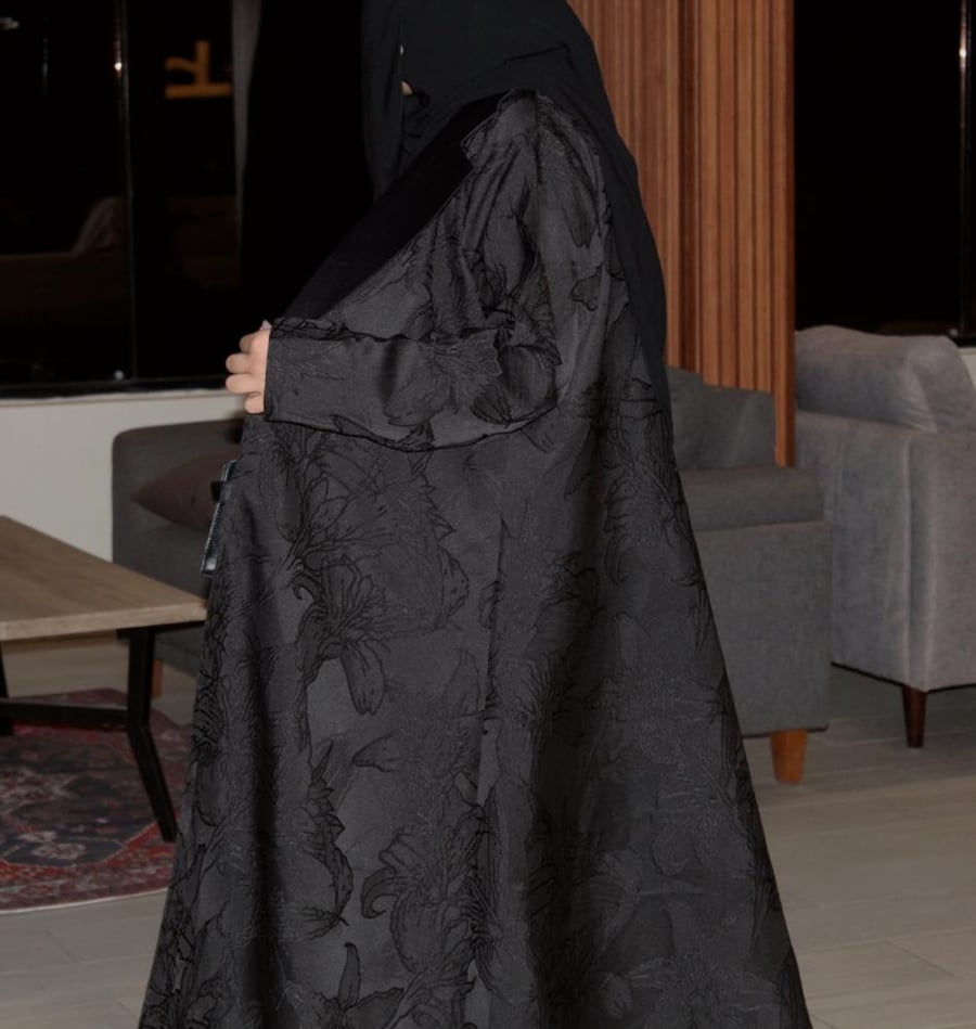 عباية عهود