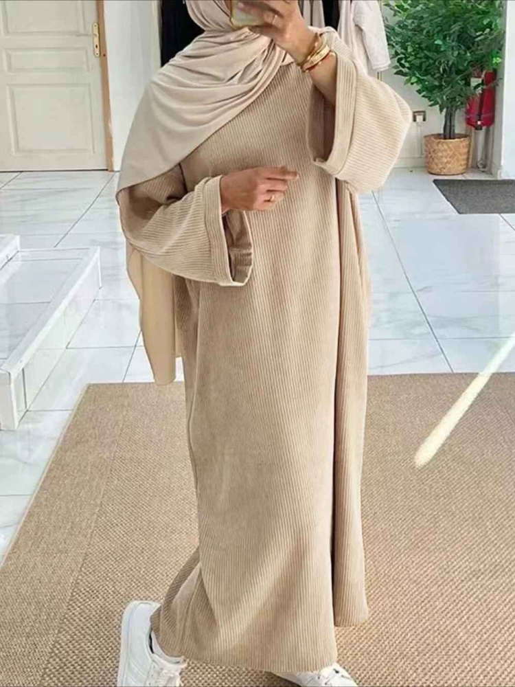 عبايات سادة