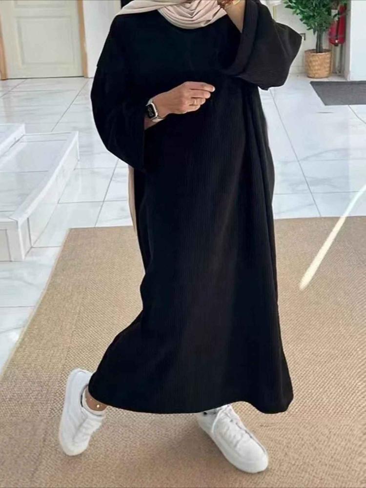 عبايات سادة