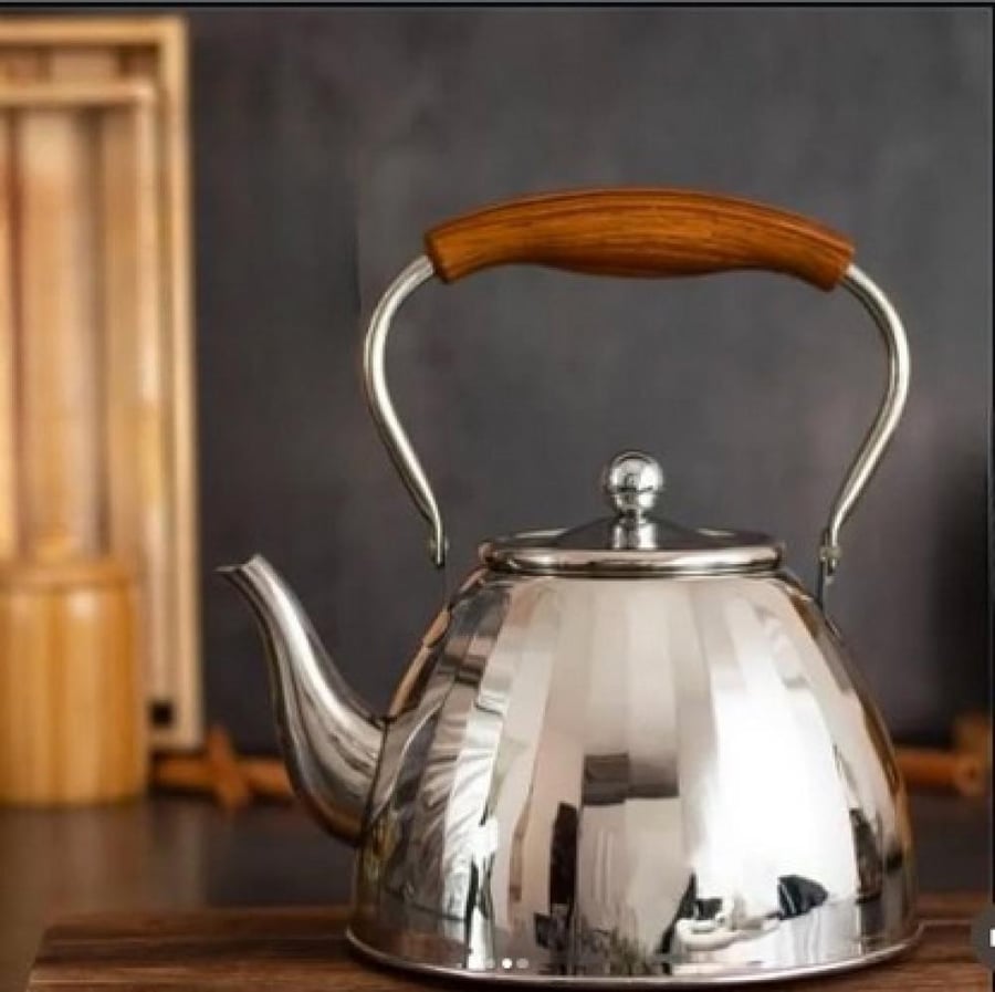 Stainless steel hospitality tea urn with wooden handle – 2-liter capacity