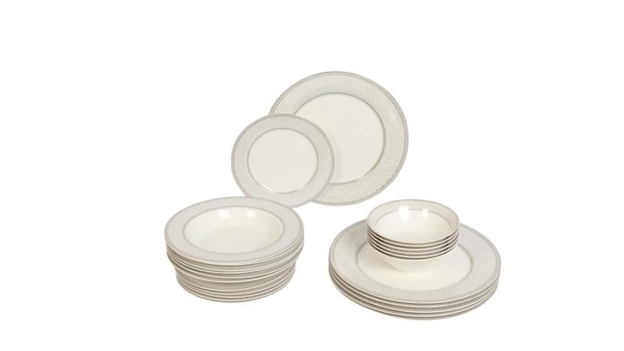 24-piece dining set with "Amaro Silver" pattern