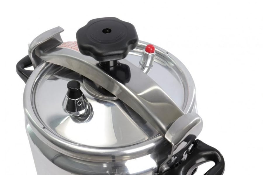 Aluminum pressure cooker from Home Master with a capacity of 7 liters