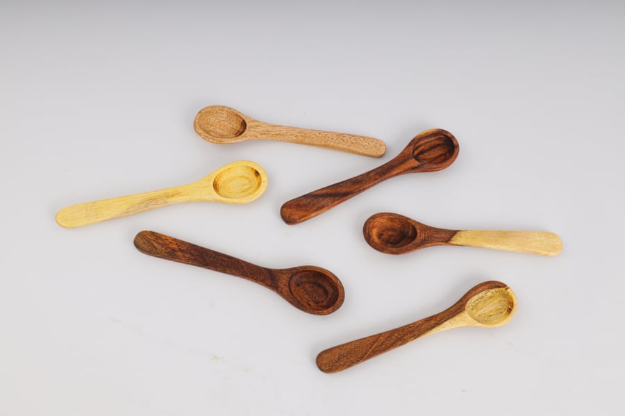 مجموعة ملاعق صغيرة للعسل والتوابل 6 قطع من إيلاف