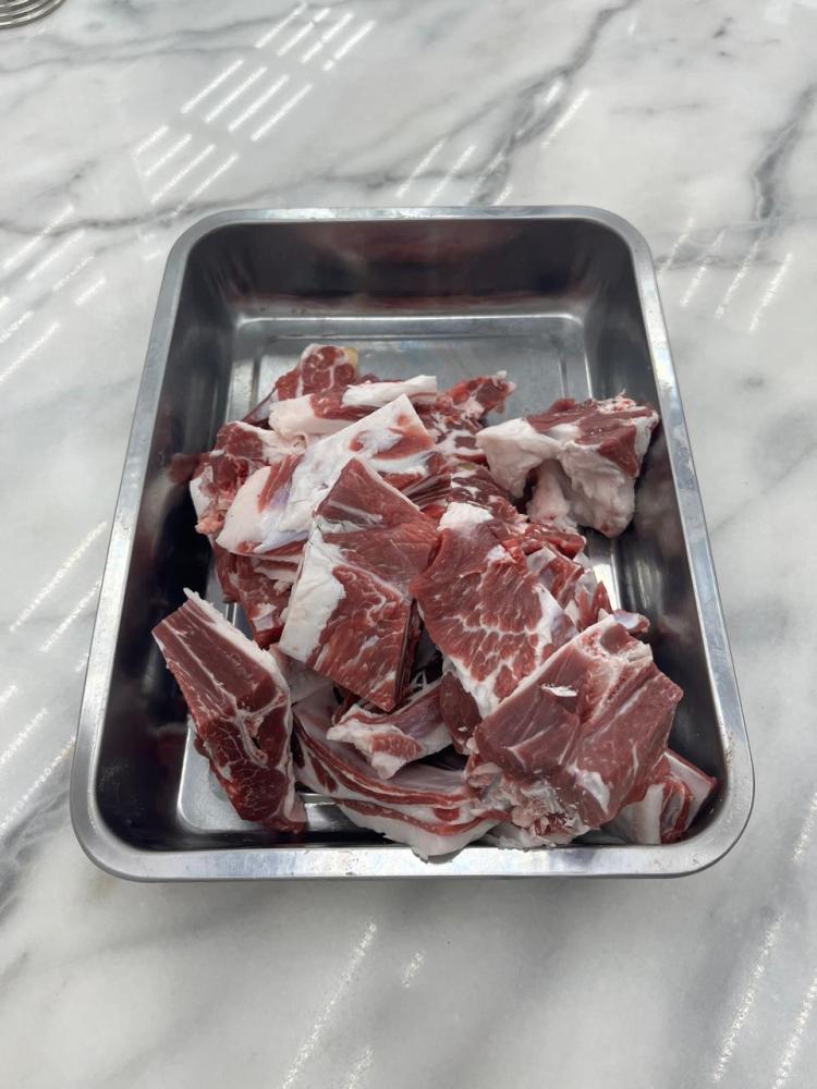 طليان سواكني تربيه مراح