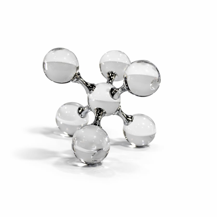 A decoration masterpiece with crystal balls