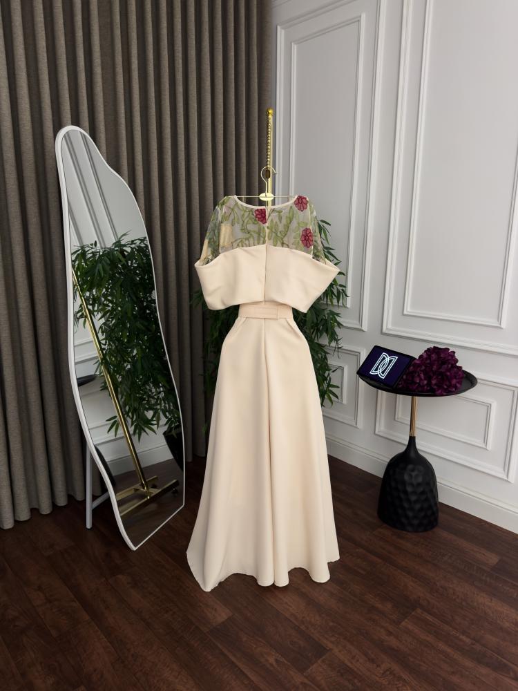 Dress of handmade embroidery