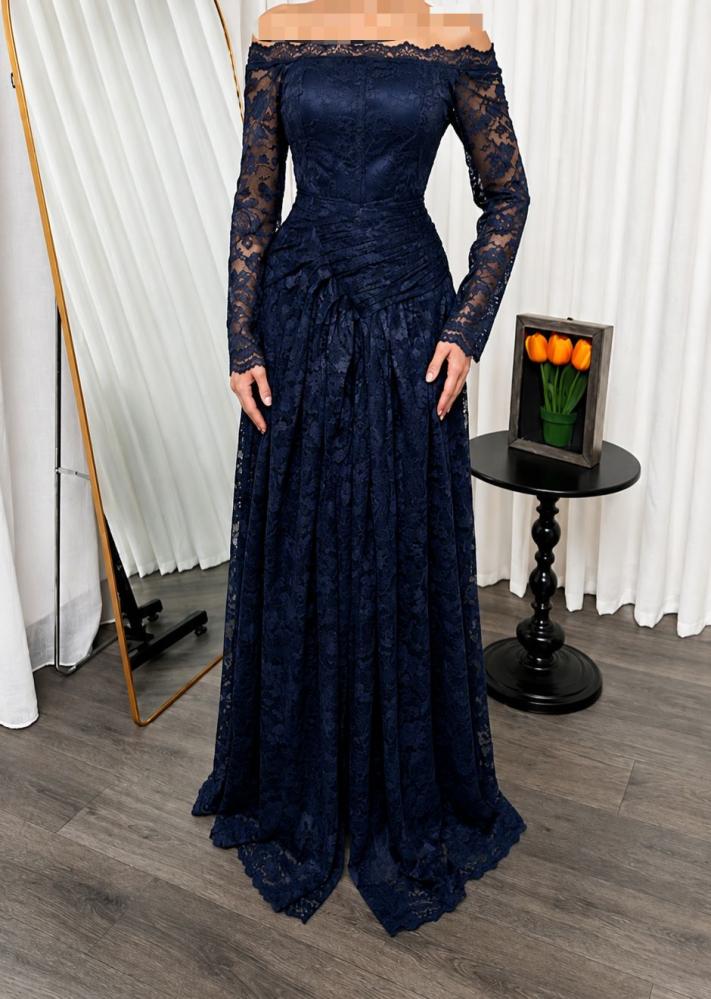 A French lace dress with a long sleeve covering in navy color, a dress that is impressive.