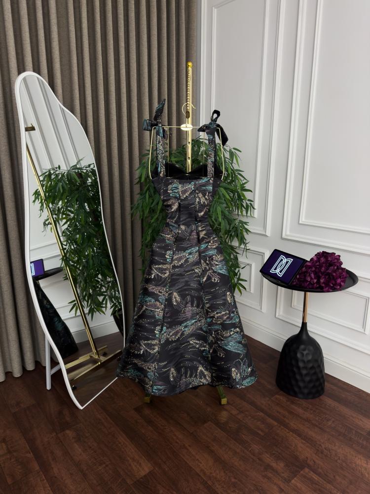Brant dress