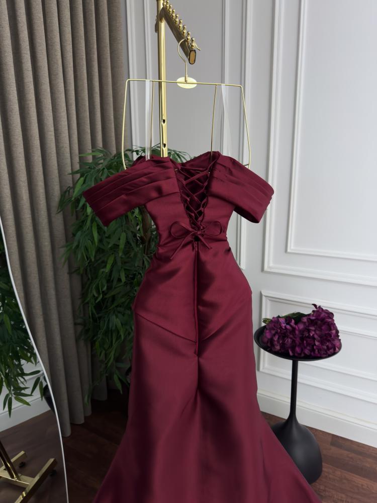 Evening dress, high quality, Mikado, hand embroidery, red color, long, tender dress
