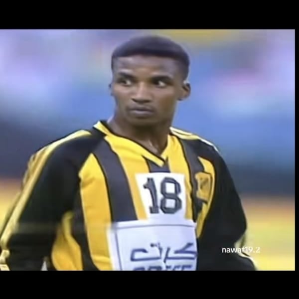 تيشيرت الاتحاد 2002 كم طويل